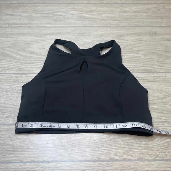 Peloton Black Racer Back Sports Bra w/Back Pocket Pouch Women’s Size Large - Picture 12 of 13
